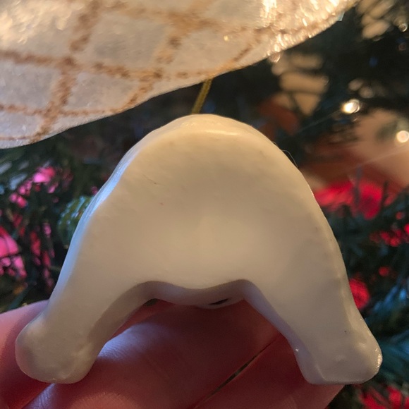 Vintage polar bear ornament cool to the touch❄️ - Picture 3 of 4